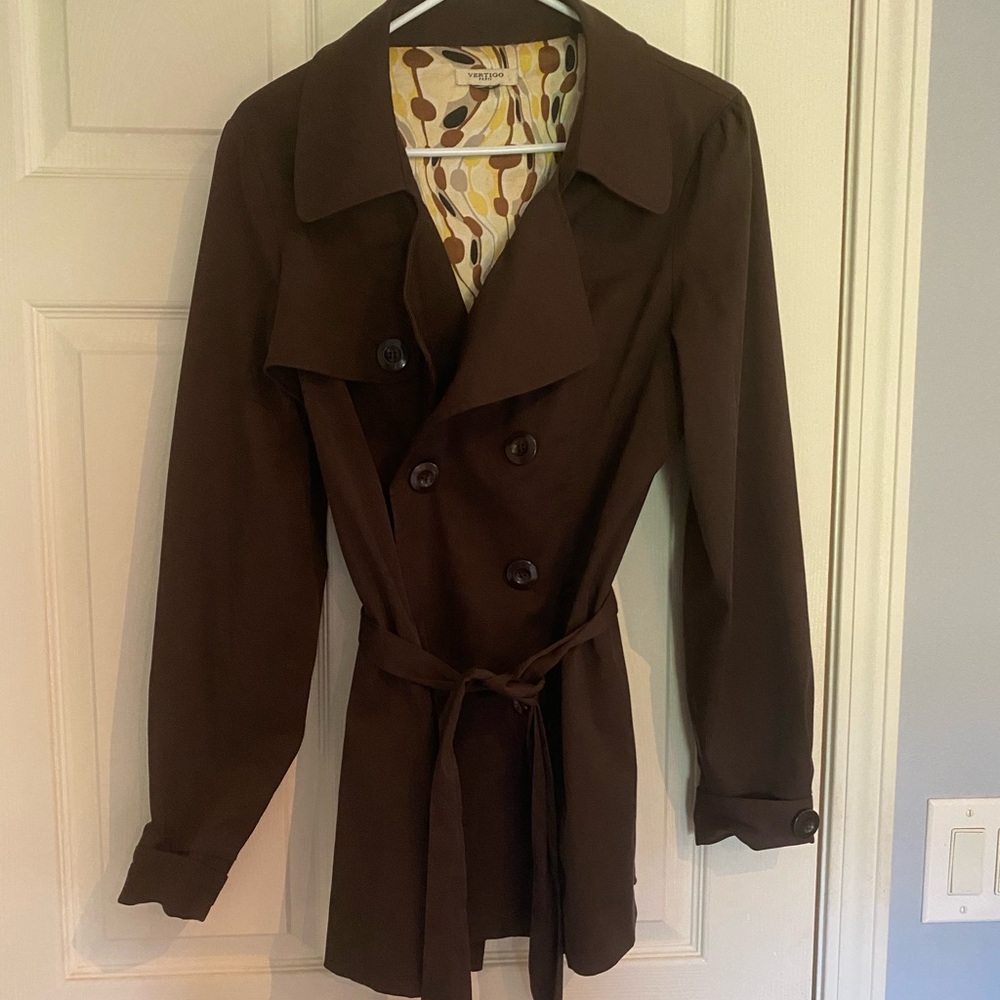 Vertigo Paris Women’s Trench coat Size L